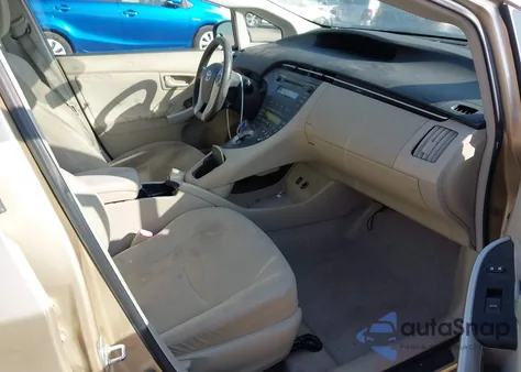 2011 Toyota Prius Two z USA, uszkodzony, nr VIN JTDKN3DU7B0258317